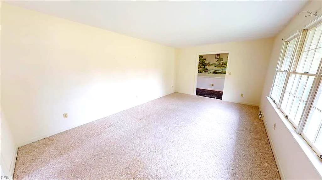 205 Meadowfield RD, YORKTOWN VA 23692 thumb 6