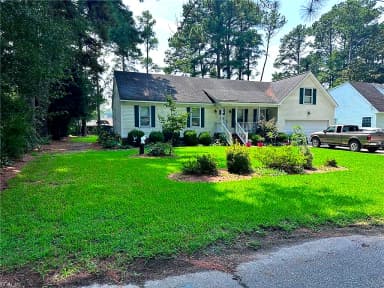 121 Causeway DR, CHESAPEAKE VA 23322 thumb 1