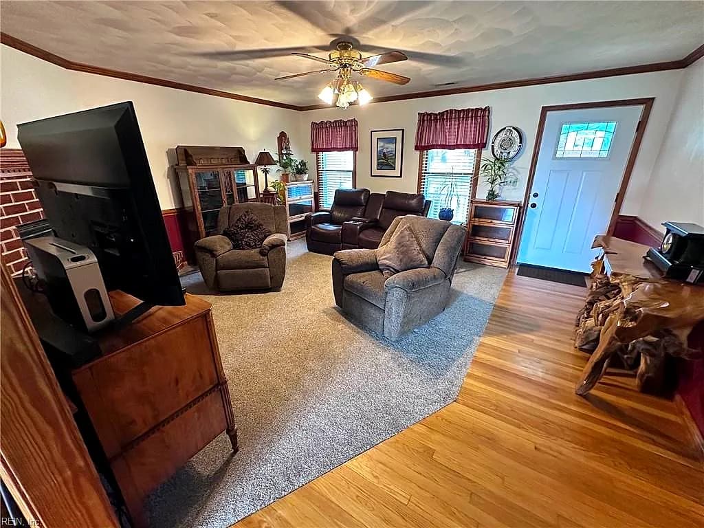 121 Causeway DR, CHESAPEAKE VA 23322 thumb 11