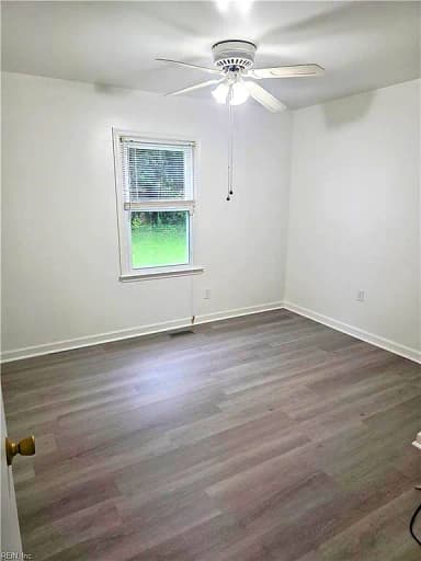 193 Lori CIR, NEWPORT NEWS VA 23602 thumb 12