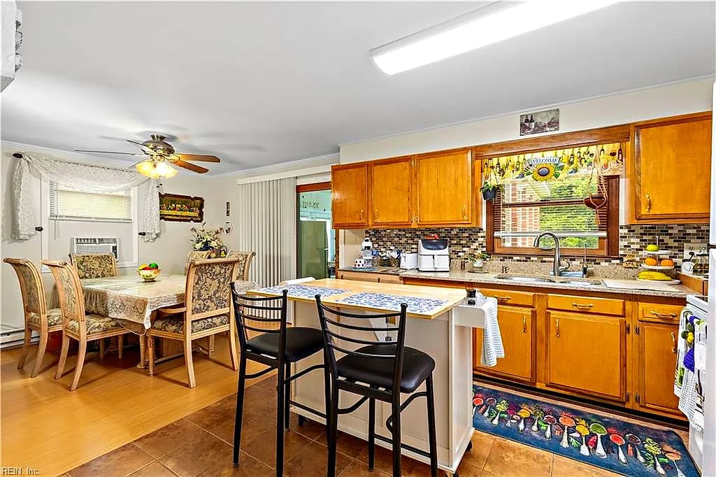 2410 Pamlico CIR, SUFFOLK VA 23434 thumb 9