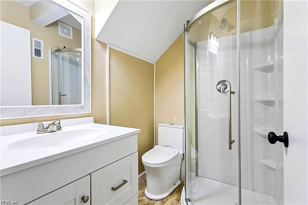 2100 E Ocean View AVE #20, NORFOLK VA 23518 thumb 10