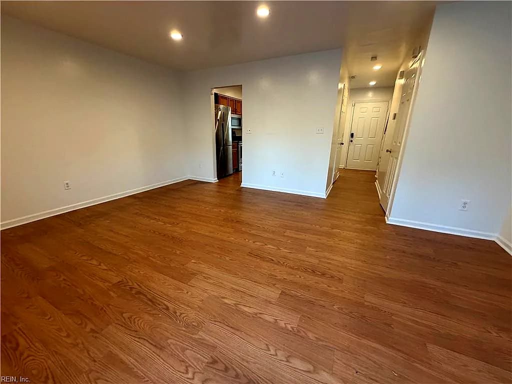 1046 Commonwealth PL, VIRGINIA BEACH VA 23464 thumb 12