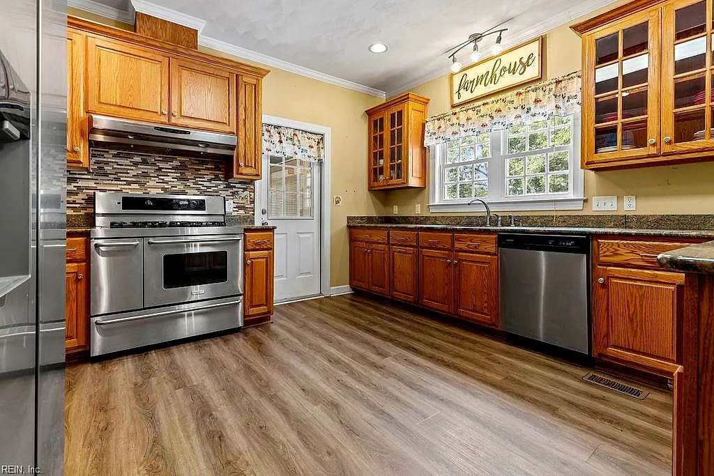 27098 Colosse RD, WINDSOR VA 23487 thumb 8