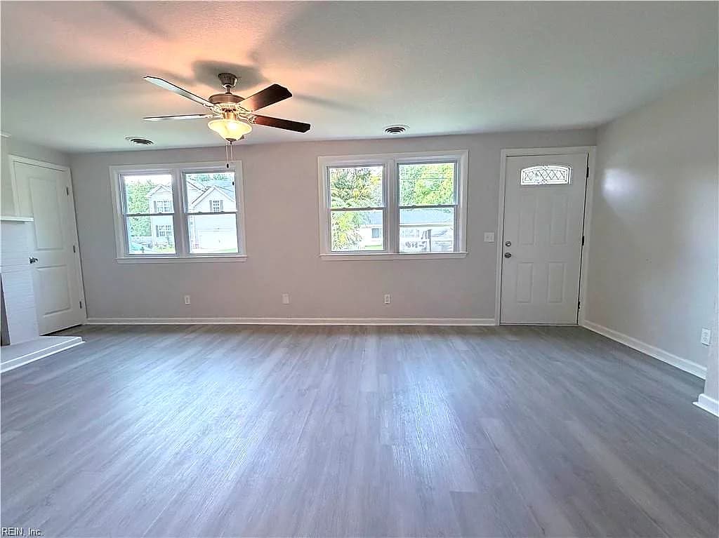 419 Rogers AVE, HAMPTON VA 23664 - Photo 4