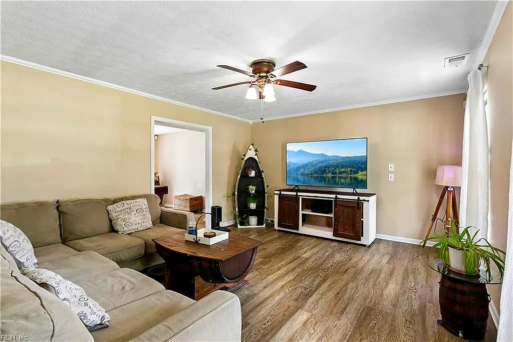 22 Scotland RD, HAMPTON VA 23663 thumb 9