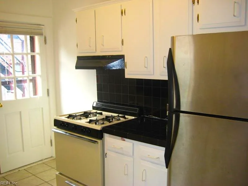 1215 Colley AVE #11, NORFOLK VA 23508 thumb 7