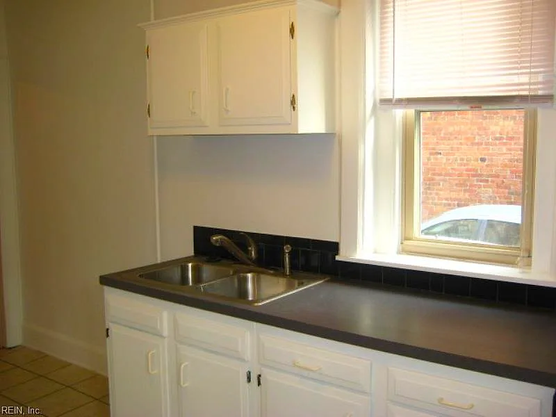 1215 Colley AVE #11, NORFOLK VA 23508 thumb 8