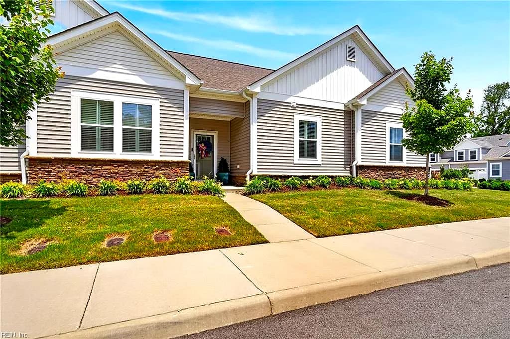 1501 Acadian DR #B, SUFFOLK VA 23434 - Photo 3