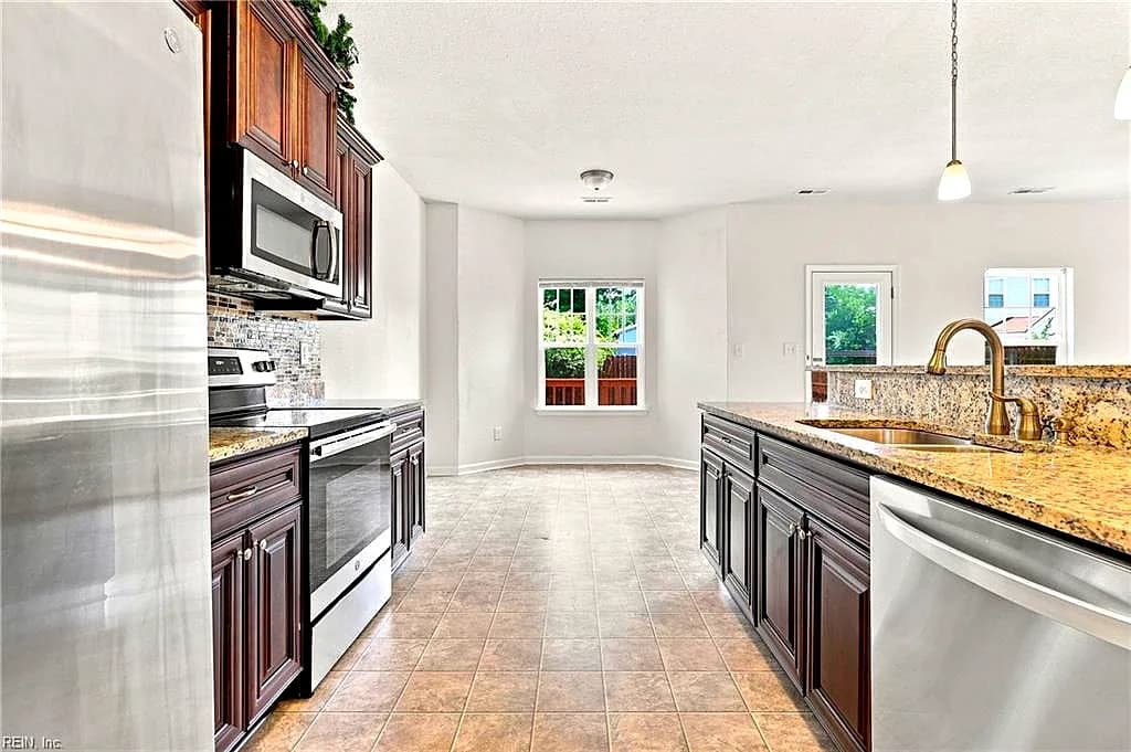 2122 English AVE, CHESAPEAKE VA 23320 thumb 7