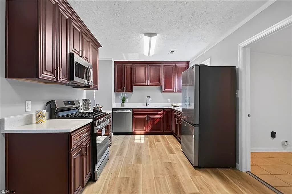 1922 Beall DR, HAMPTON VA 23663 thumb 11