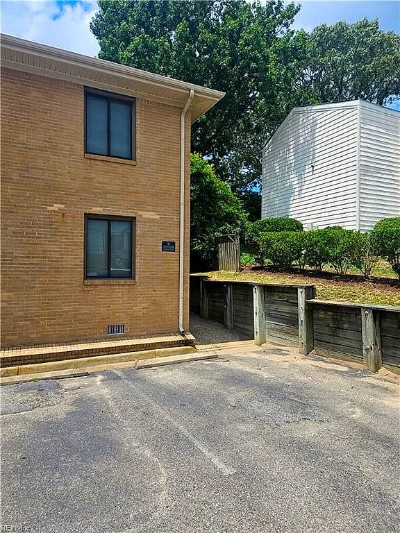 405 32nd ST #203, VIRGINIA BEACH VA 23451 - Photo 3