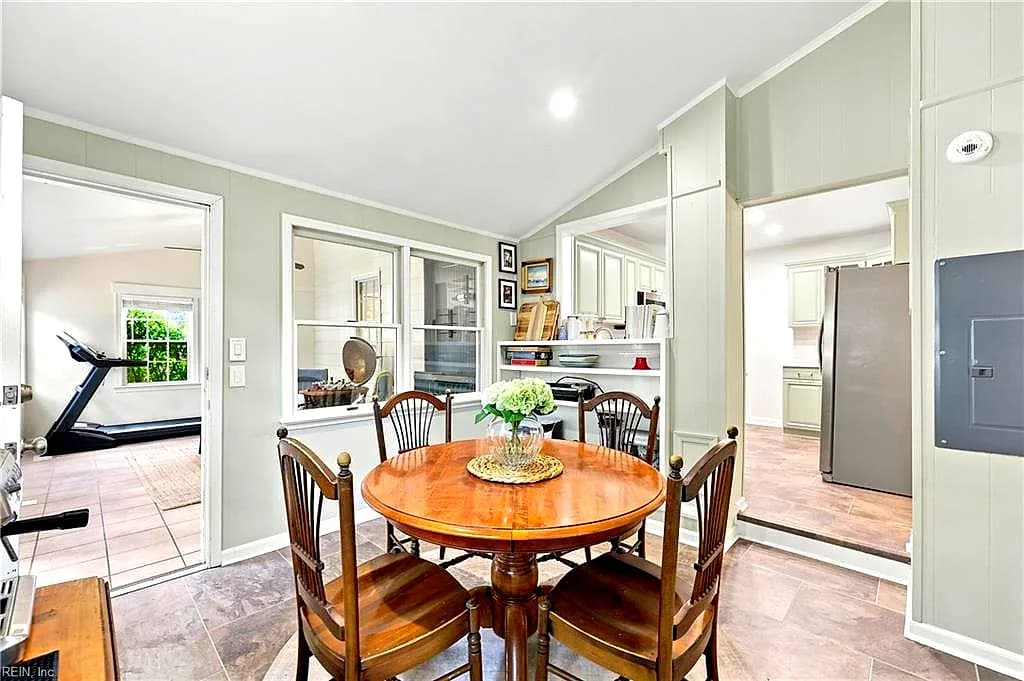 1044 S Lexan CRES, NORFOLK VA 23508 thumb 10