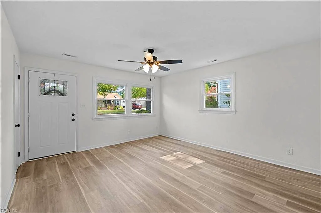 6533 Cabot AVE, NORFOLK VA 23502 thumb 9