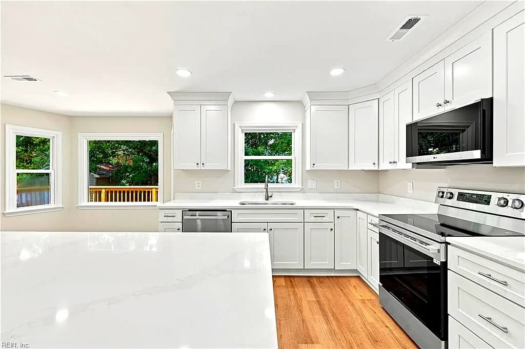847 Weyanoke LN, NEWPORT NEWS VA 23608 thumb 12