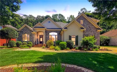 917 Redleafe CIR, CHESAPEAKE VA 23320 thumb 2