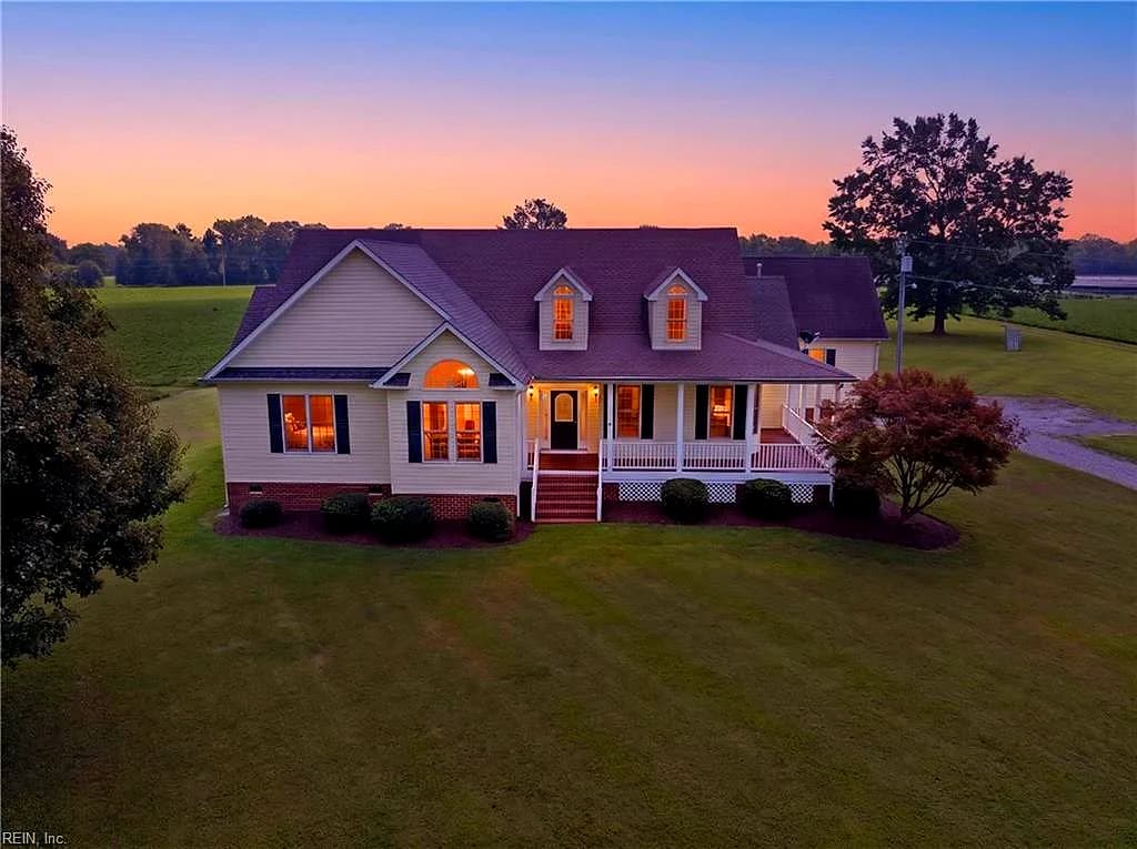 17479 Courthouse HWY, WINDSOR VA 23487 - Photo 2