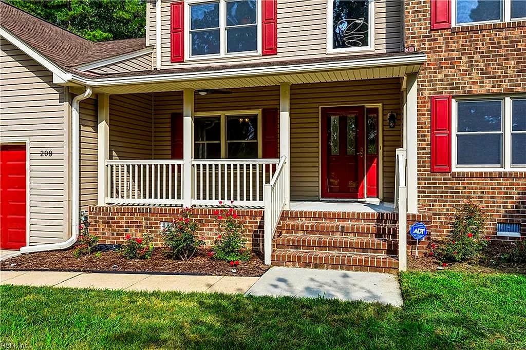 208 Silver Fox TRCE, YORKTOWN VA 23693 - Photo 5