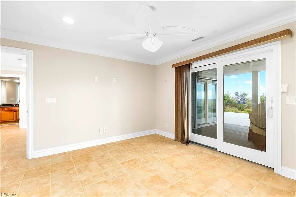 882 W Ocean View AVE, NORFOLK VA 23503 thumb 7