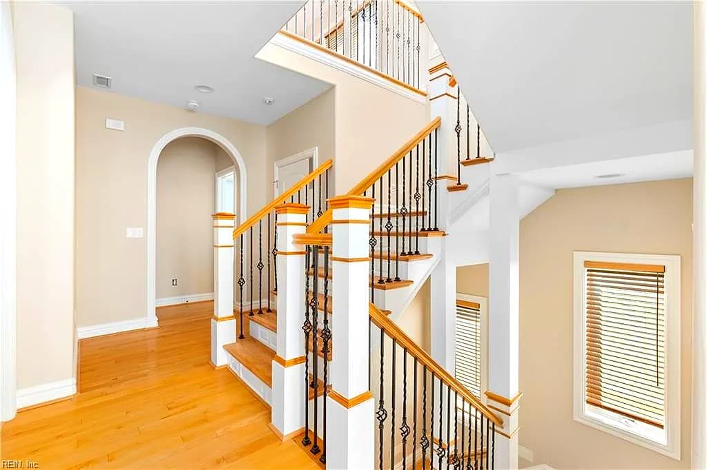 882 W Ocean View AVE, NORFOLK VA 23503 thumb 10