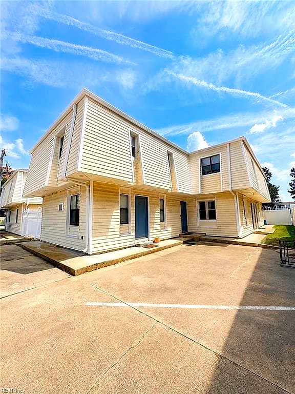 3149 Page AVE #122, VIRGINIA BEACH VA 23451 - Main photo