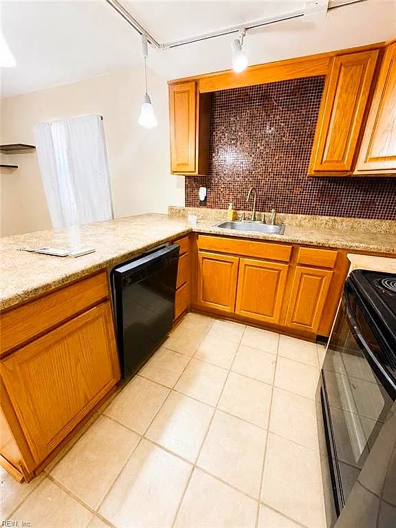 3149 Page AVE #122, VIRGINIA BEACH VA 23451 thumb 6