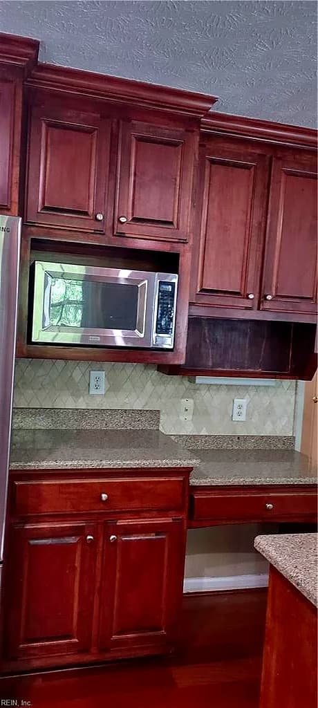 110 Liberty DR, YORKTOWN VA 23693 thumb 11