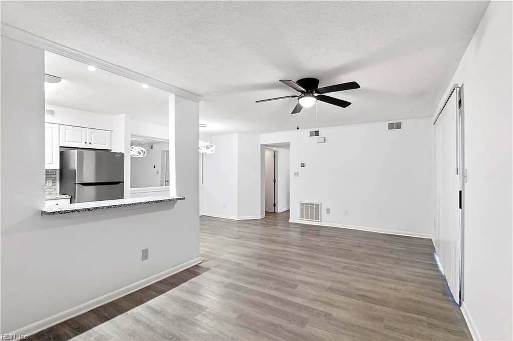 149 Windsor Castle DR #E, NEWPORT NEWS VA 23608 thumb 6