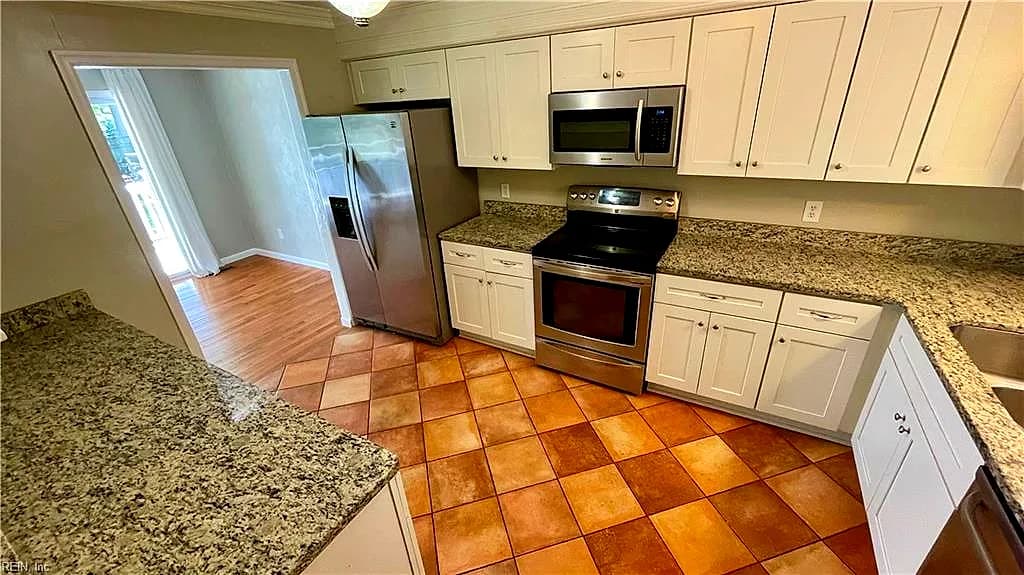 2040 Grey Fox LN, VIRGINIA BEACH VA 23456 thumb 8