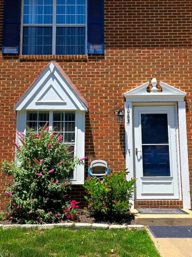 1063 Still Harbor CIR, CHESAPEAKE VA 23320 thumb 2
