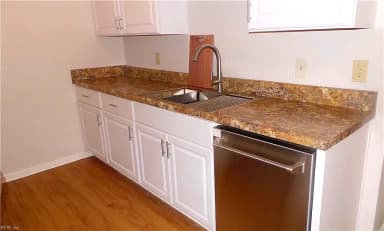 1063 Still Harbor CIR, CHESAPEAKE VA 23320 thumb 8
