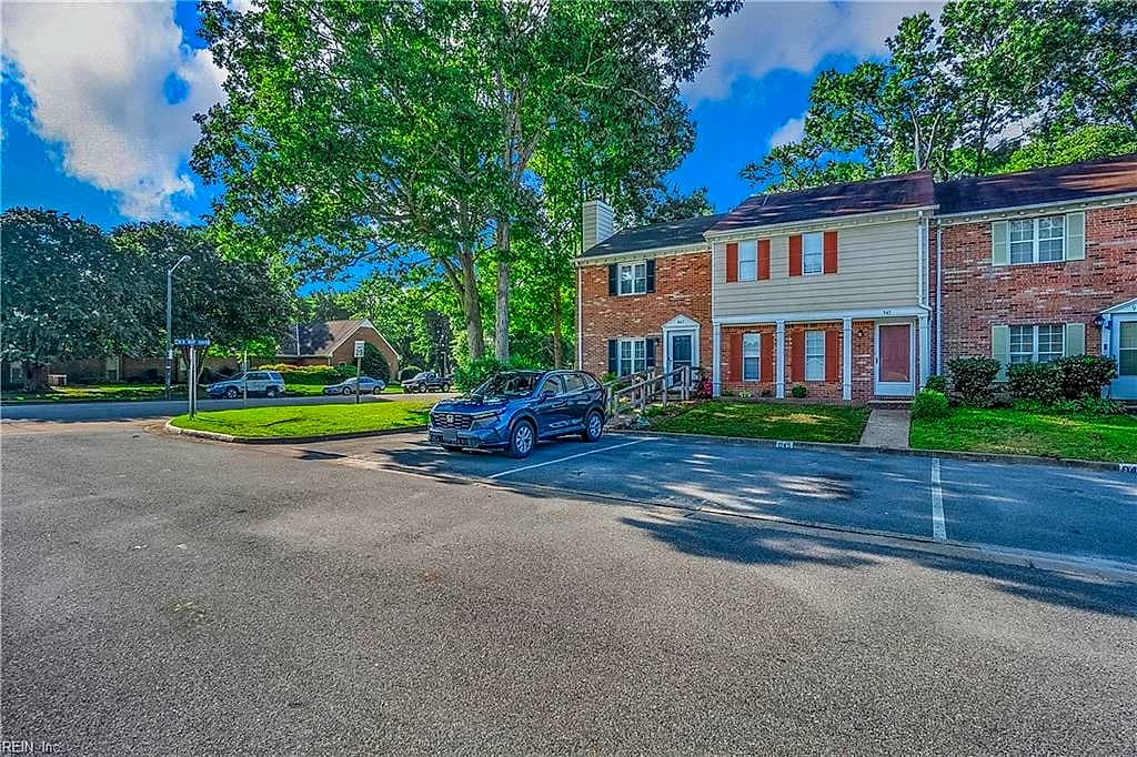945 Captains CT, CHESAPEAKE VA 23320 thumb 7