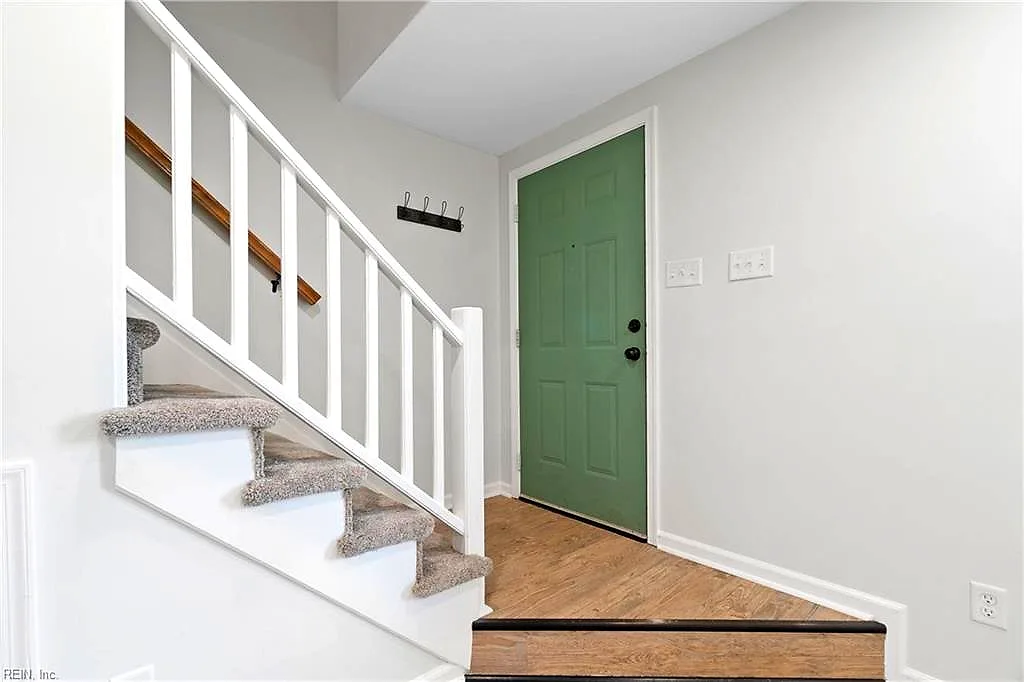 945 Captains CT, CHESAPEAKE VA 23320 thumb 8