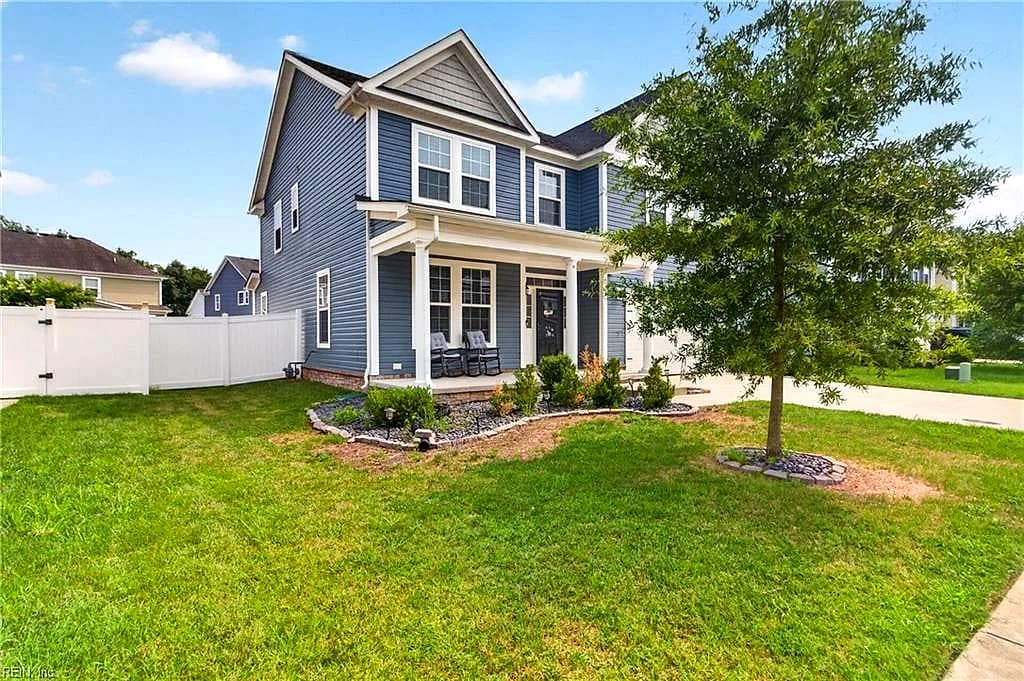 124 Bowman DR, SUFFOLK VA 23434 - Photo 3