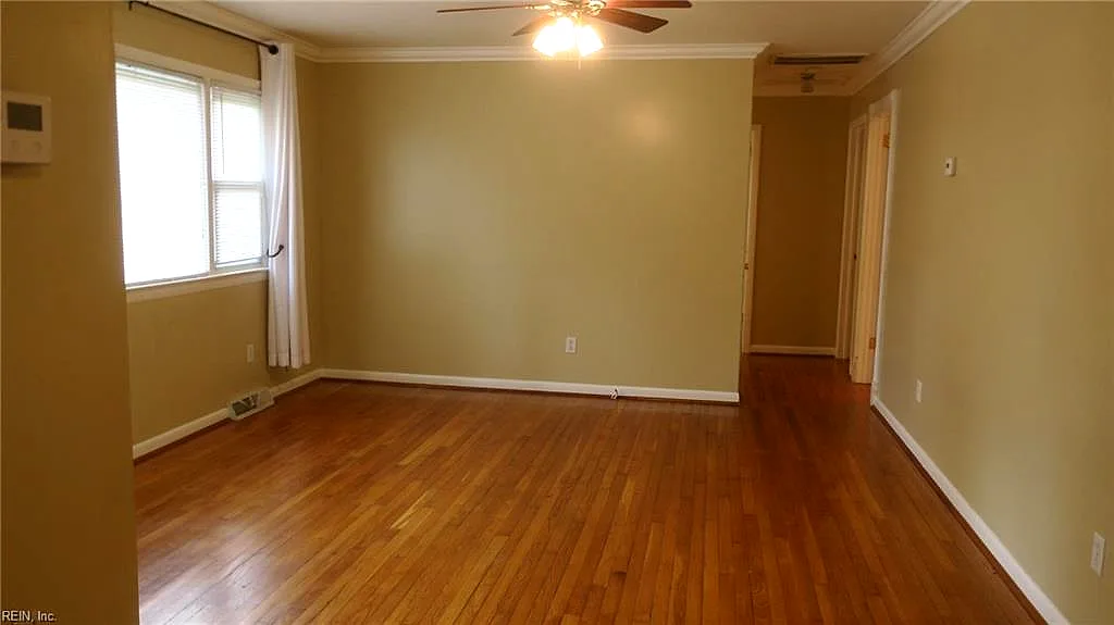215 Clemwood PW, HAMPTON VA 23669 thumb 7
