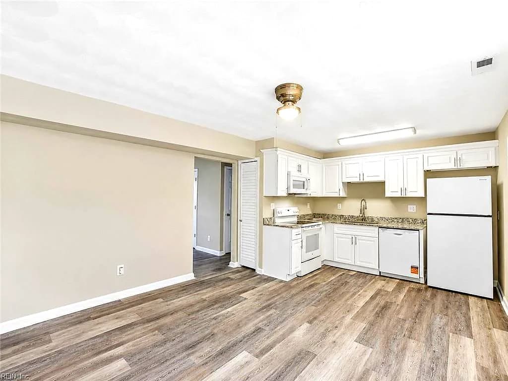 4021 Sloop TRL, CHESAPEAKE VA 23321 thumb 8