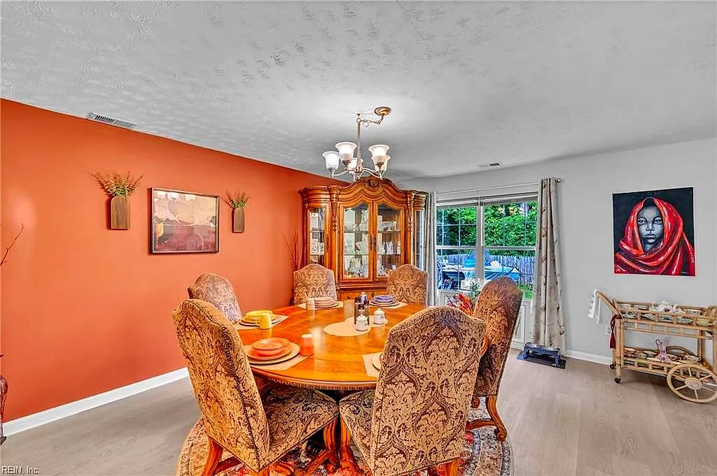 1303 Wolftrap CT, NEWPORT NEWS VA 23605 - Photo 5