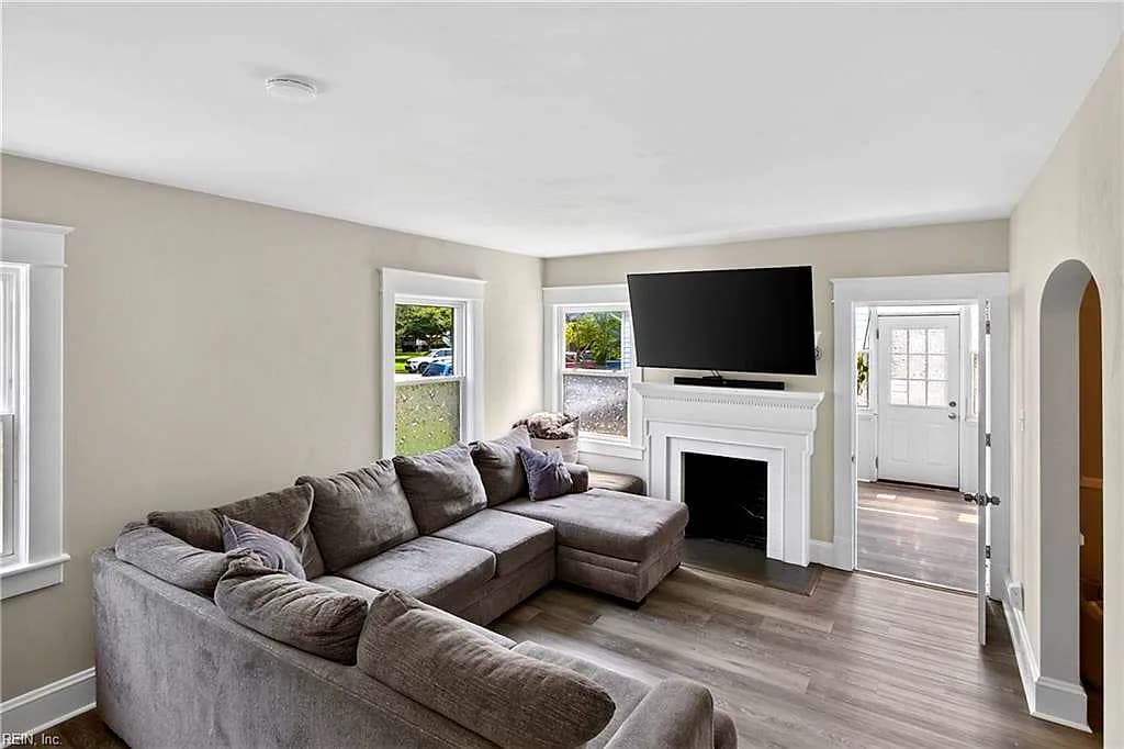 315 Sussex DR, PORTSMOUTH VA 23707 thumb 6