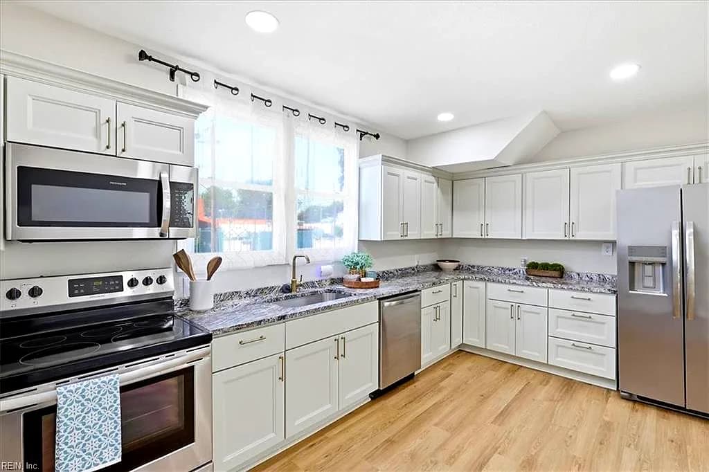 733 W W 35th ST #st, NORFOLK VA 23508 thumb 10