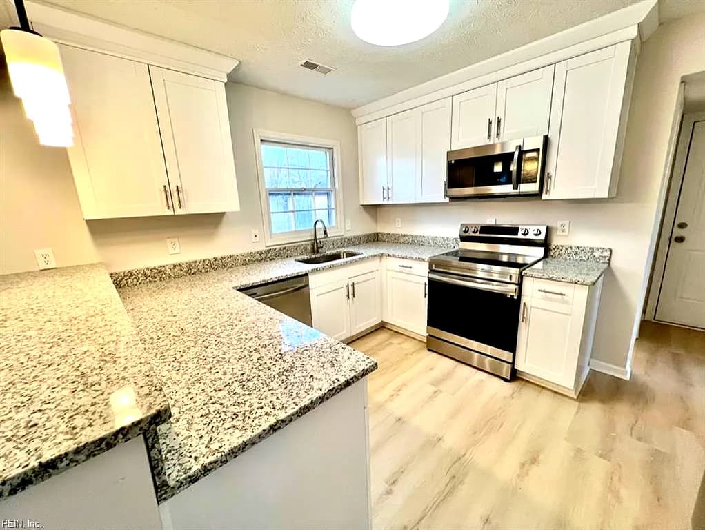 17 Sandy Lake DR, HAMPTON VA 23666 thumb 8