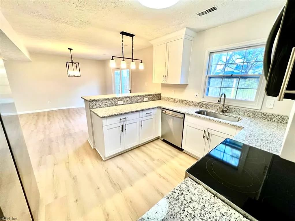 17 Sandy Lake DR, HAMPTON VA 23666 thumb 9