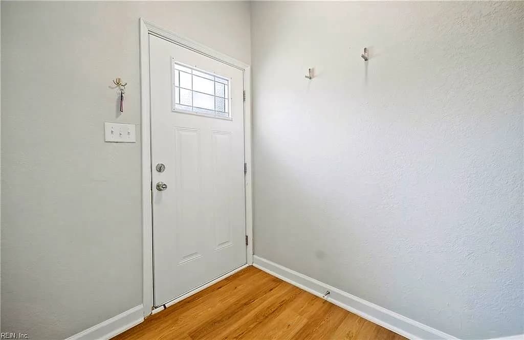 812 Chatsworth DR, NEWPORT NEWS VA 23601 thumb 6