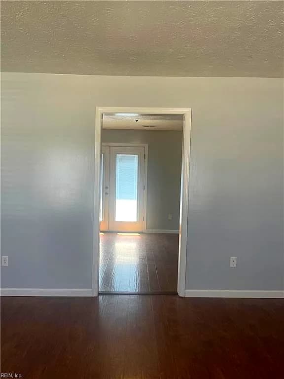 18 Harrogate LN, HAMPTON VA 23666 thumb 9