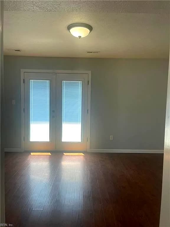 18 Harrogate LN, HAMPTON VA 23666 thumb 10