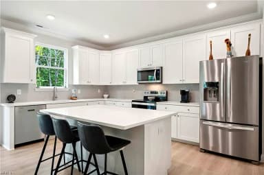 110 Gallop WAY, YORKTOWN VA 23690 thumb 3