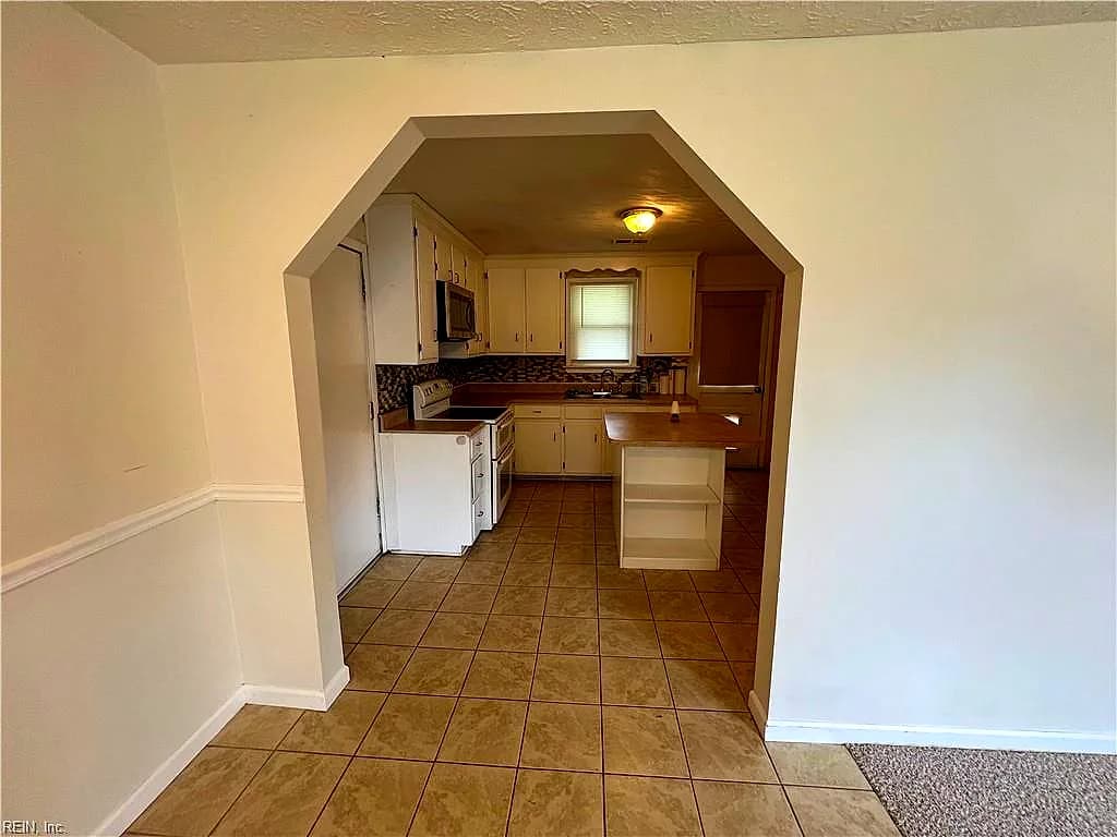 904 Wilson RD, SMITHFIELD VA 23430 thumb 8
