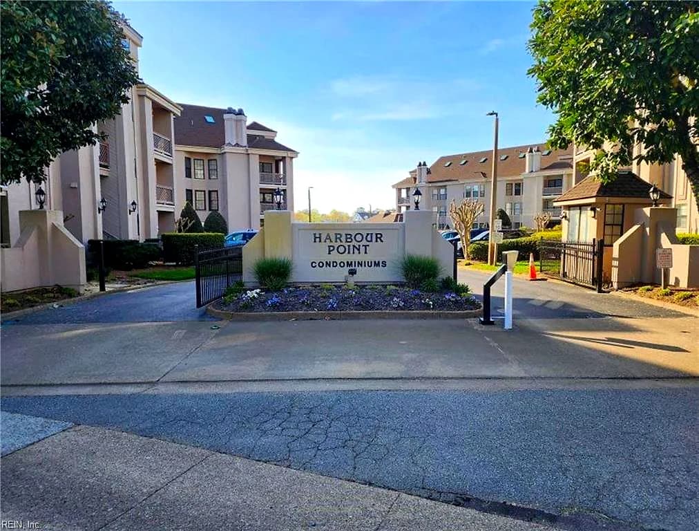 405 Harbour Point PT ##305, VIRGINIA BEACH VA 23451 thumb 6