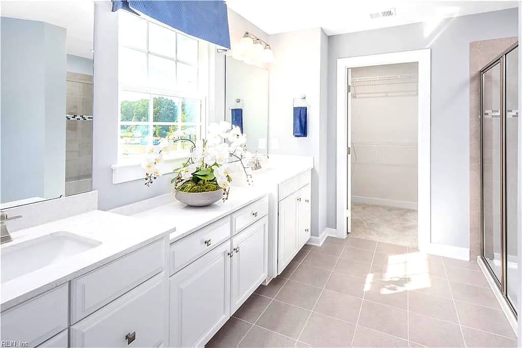202 Legacy BLVD, POQUOSON VA 23662 thumb 8
