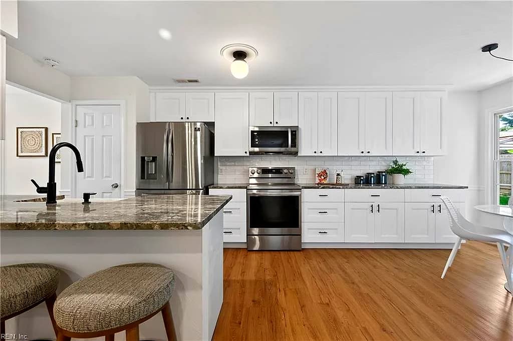 1160 Eppington DR, VIRGINIA BEACH VA 23454 thumb 8