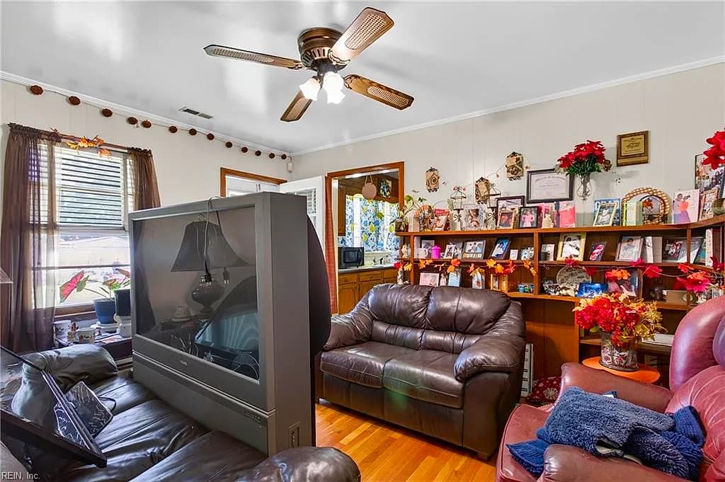 10372 Brickhouse DR, EXMORE VA 23350 thumb 8